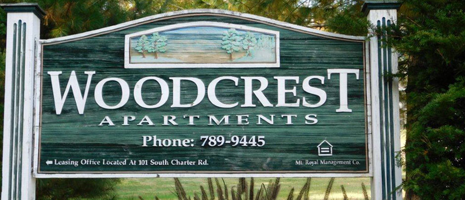 MT-Royal-Management-WoodCrest-Sign