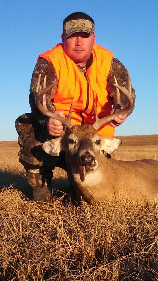 Nebraska Deer Hunting Guide Outfitter for Deer Hunts