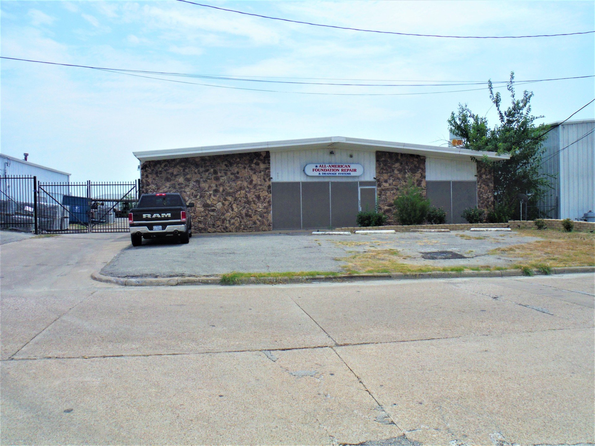 Commercial Properties Warehouses Duncanville, TX