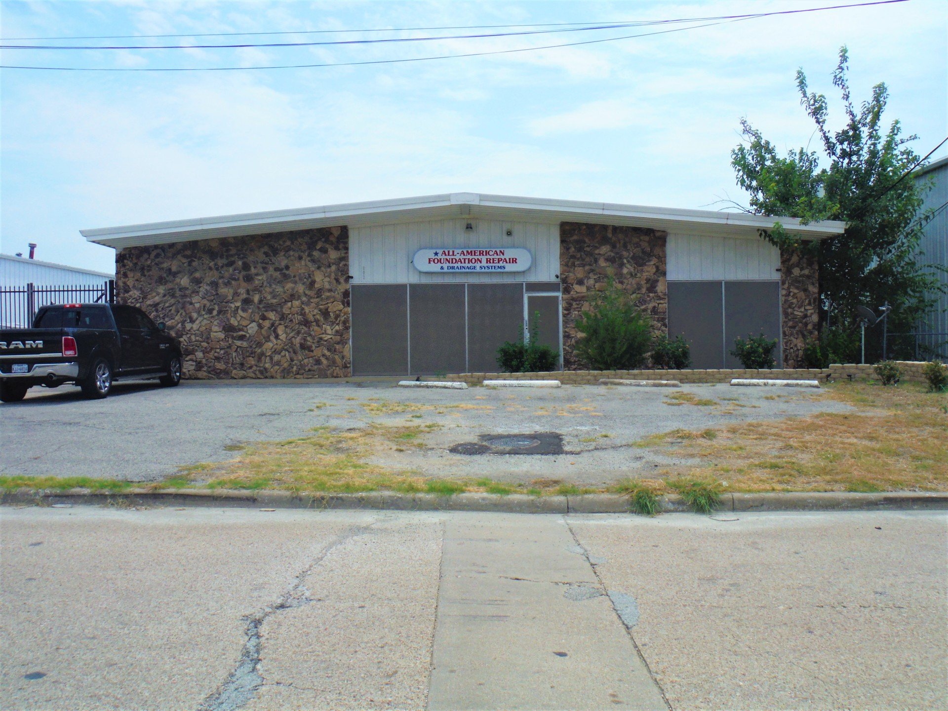 Commercial Properties Warehouses Duncanville, TX