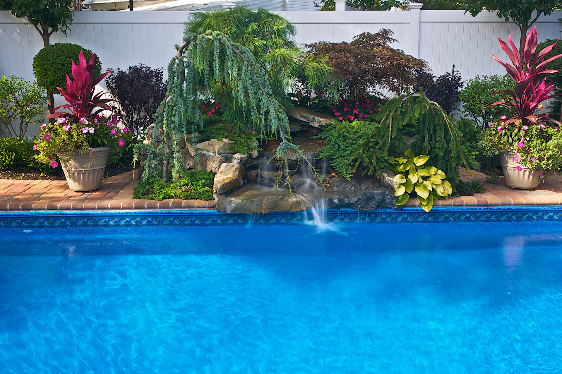 Landscape Creations Inc Landscaper Massapequa Park, NY
