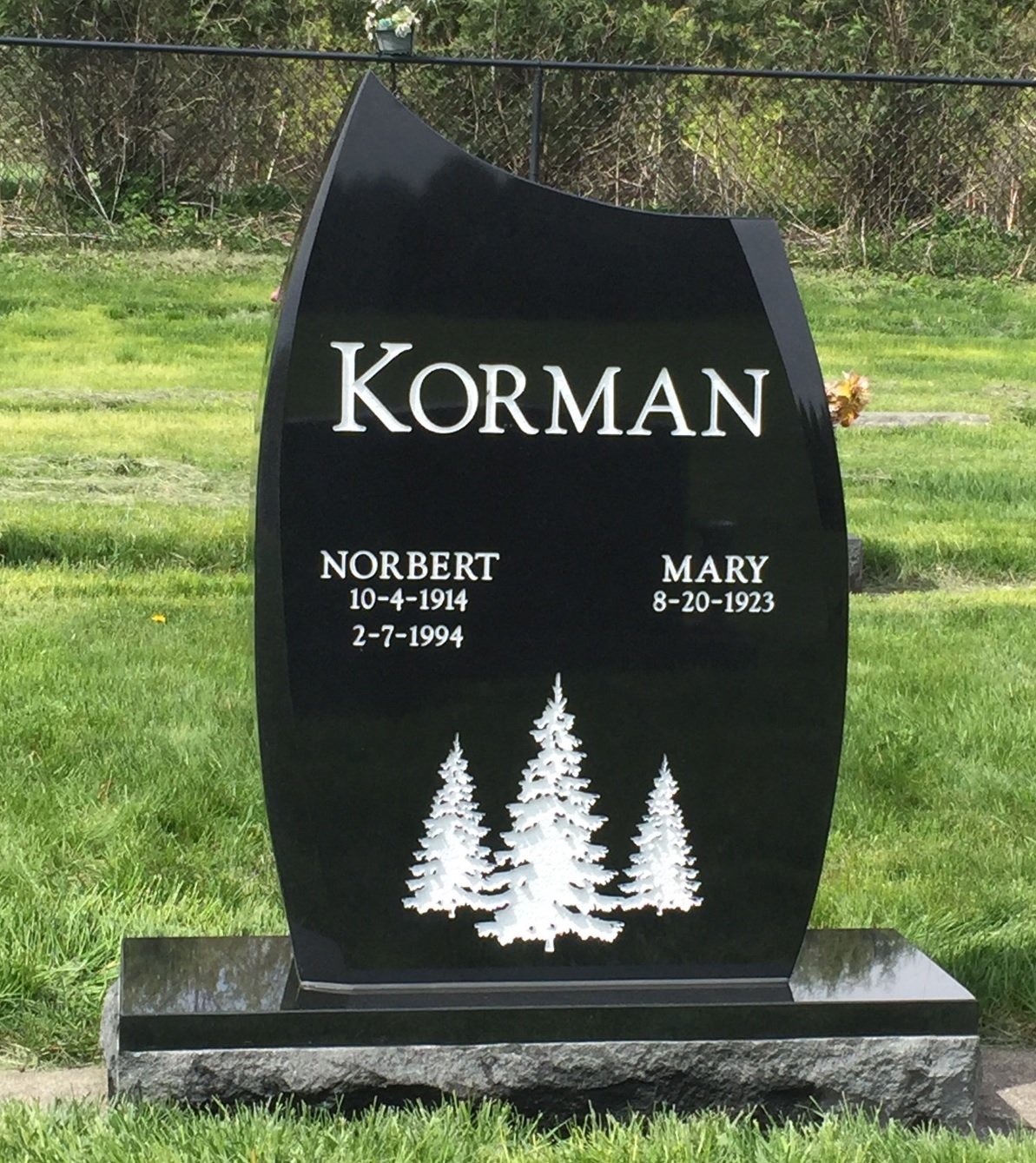 Darwin Monument Photo Gallery Darwin, MN