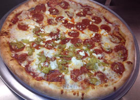 pizza_0005_A461921C-5129-42FD-8A05-707B5C3F173B