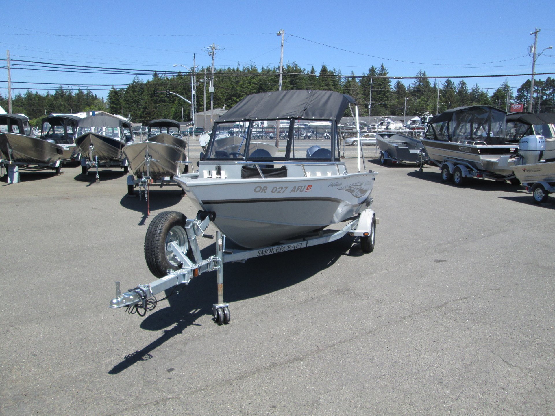 2017 16' Smokercraft Pro Tracer 162