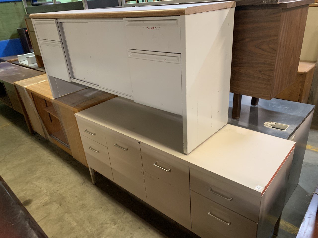 E & F Office Furniture LLC Photo Gallery Omaha, NE