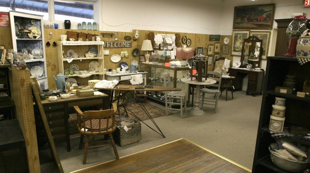 Antique and Collectible Dealers Antique Vendor Salem, VA