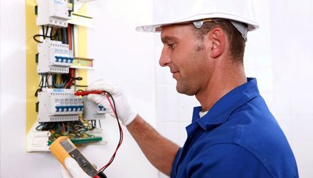 electric technician