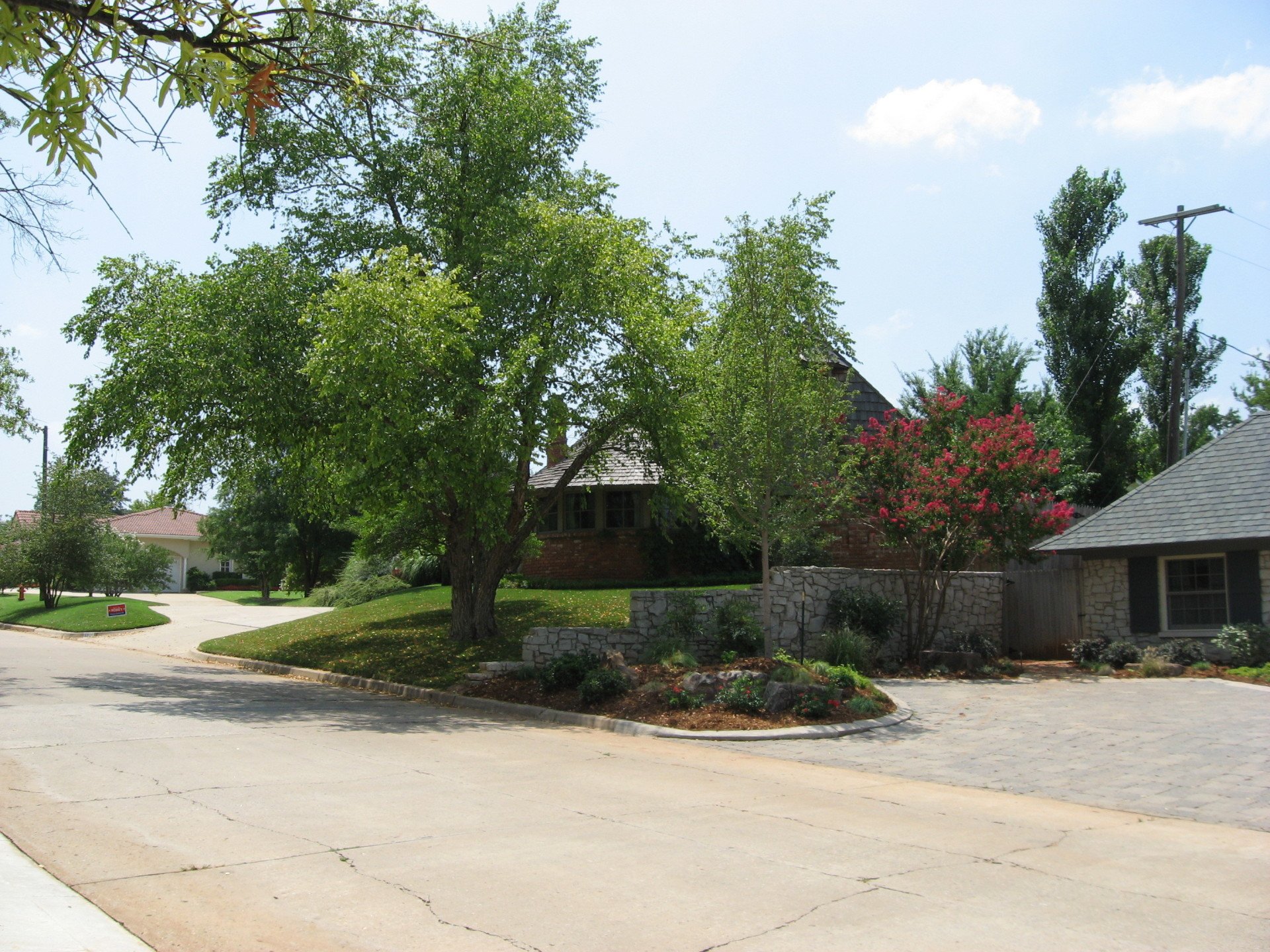 Landscapes & Ground Maintenance Inc Gallery Edmond, OK