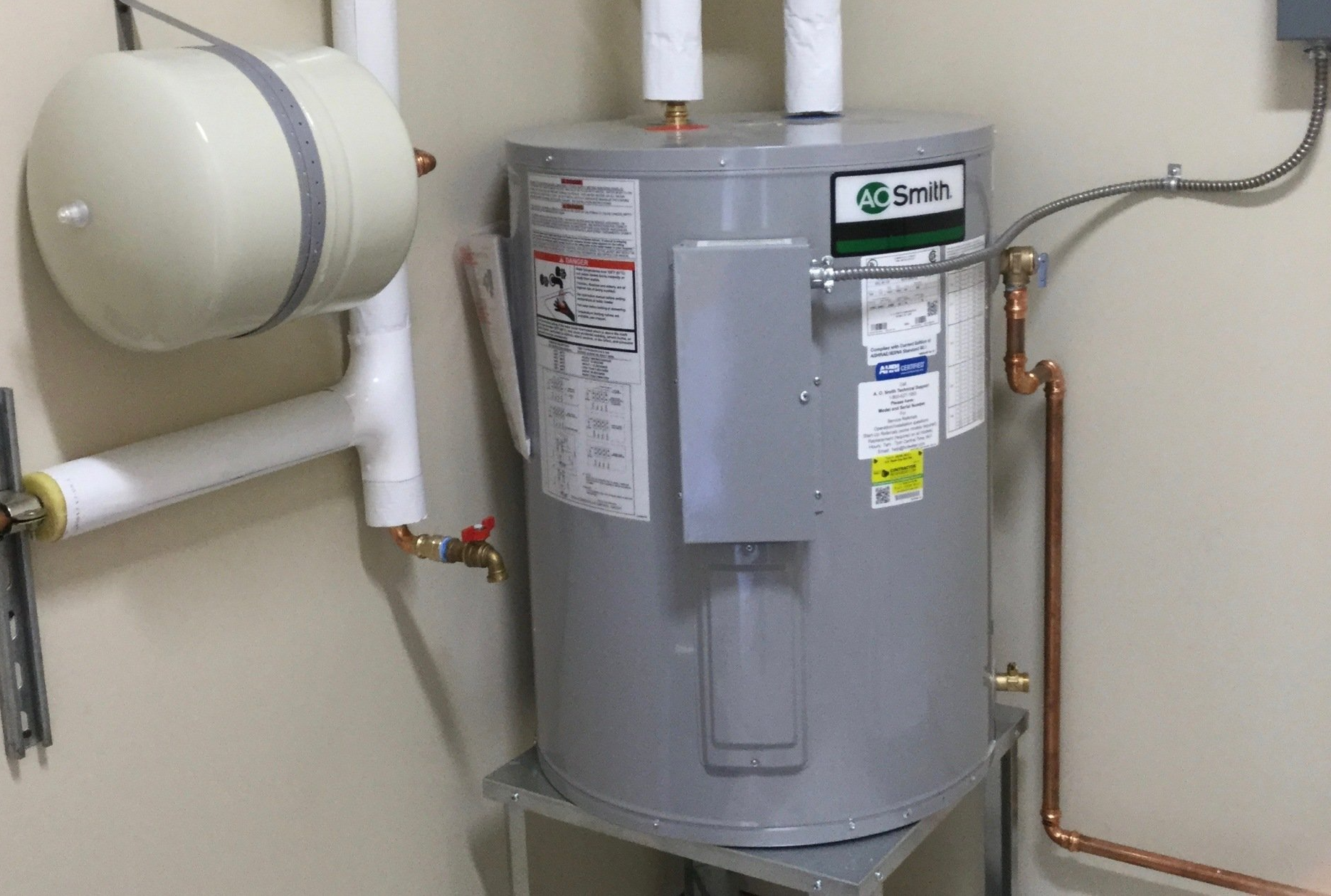 Benefits of Tankless Hot Water Heaters