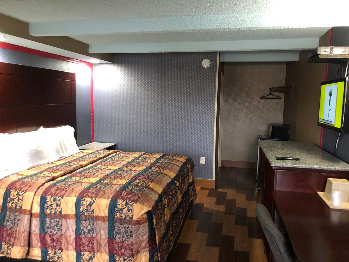 Motel Rooms Modern Rooms South Hackensack, NJ