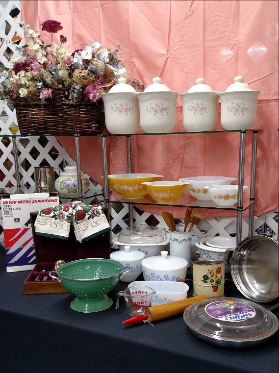 Pictures and Pottery Housewares Youngwood, PA