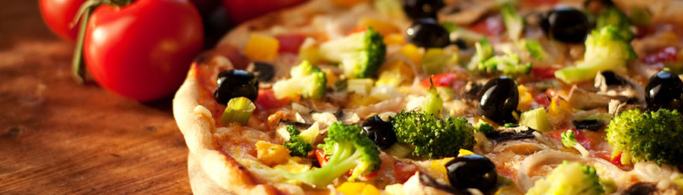 Pizza with brocolli