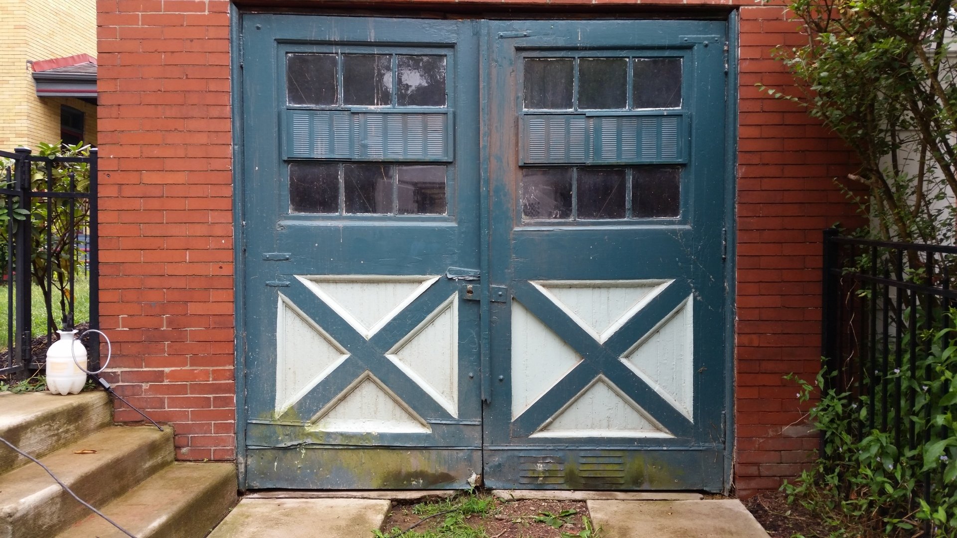 Henefeld Garage Doors Inc Photo Gallery Pittsburgh, PA