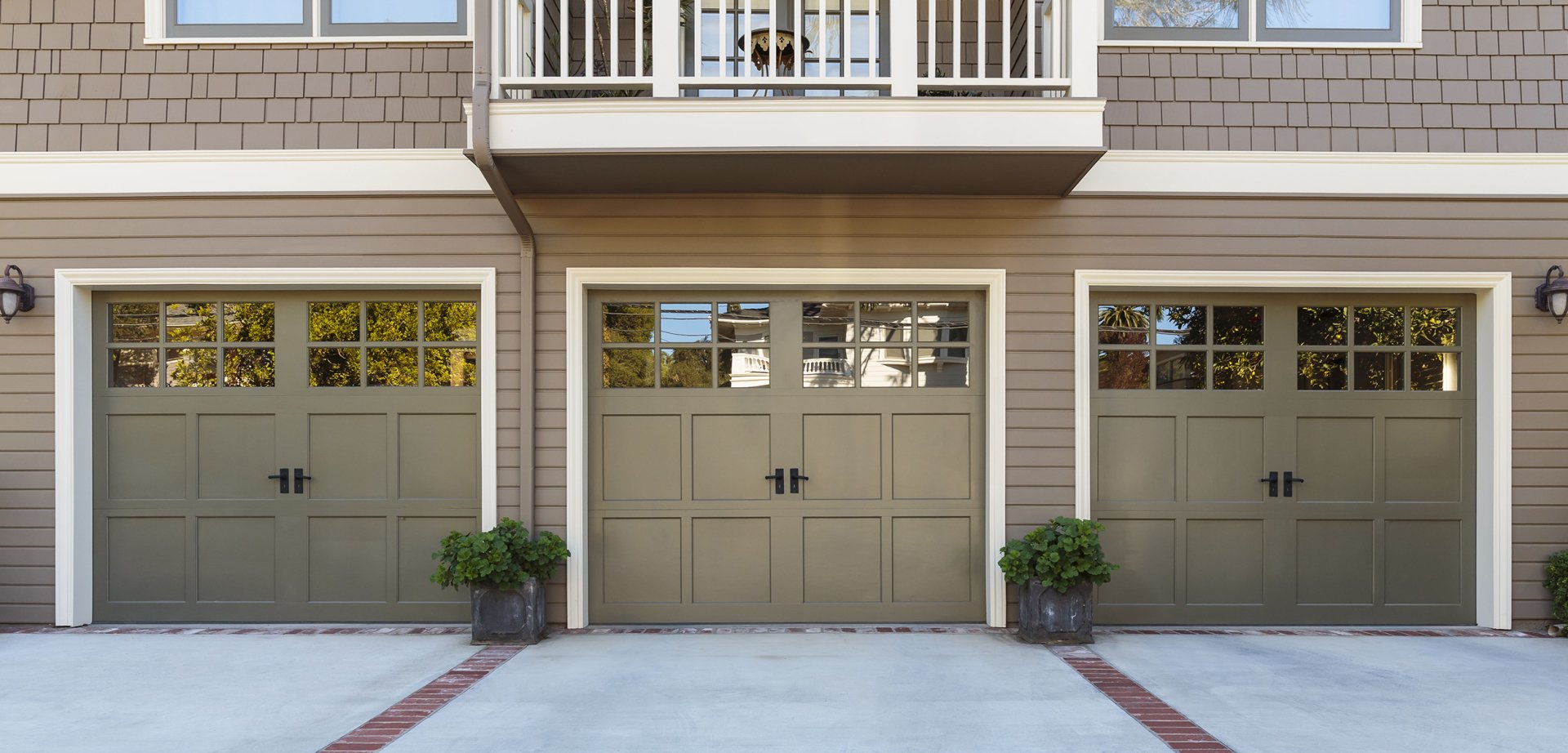 Residential Garage Door Installation Repairs Boston, Revere, MA