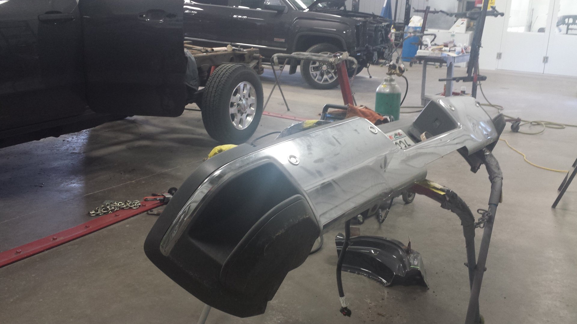 Superior Auto Body West Auto Shop Menomonie, WI