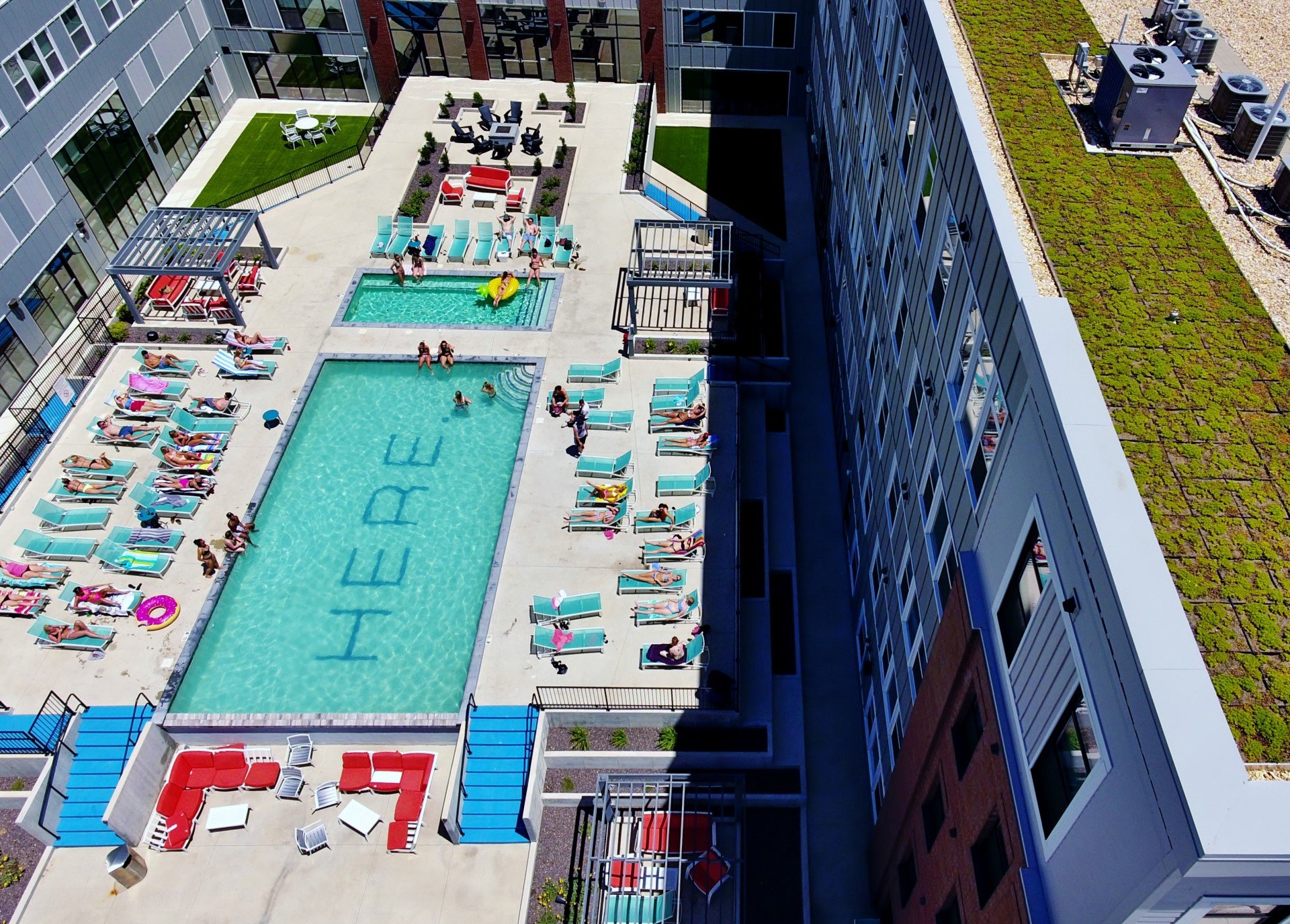 Midwest Custom Pools Pool Installation Lawrence, KS