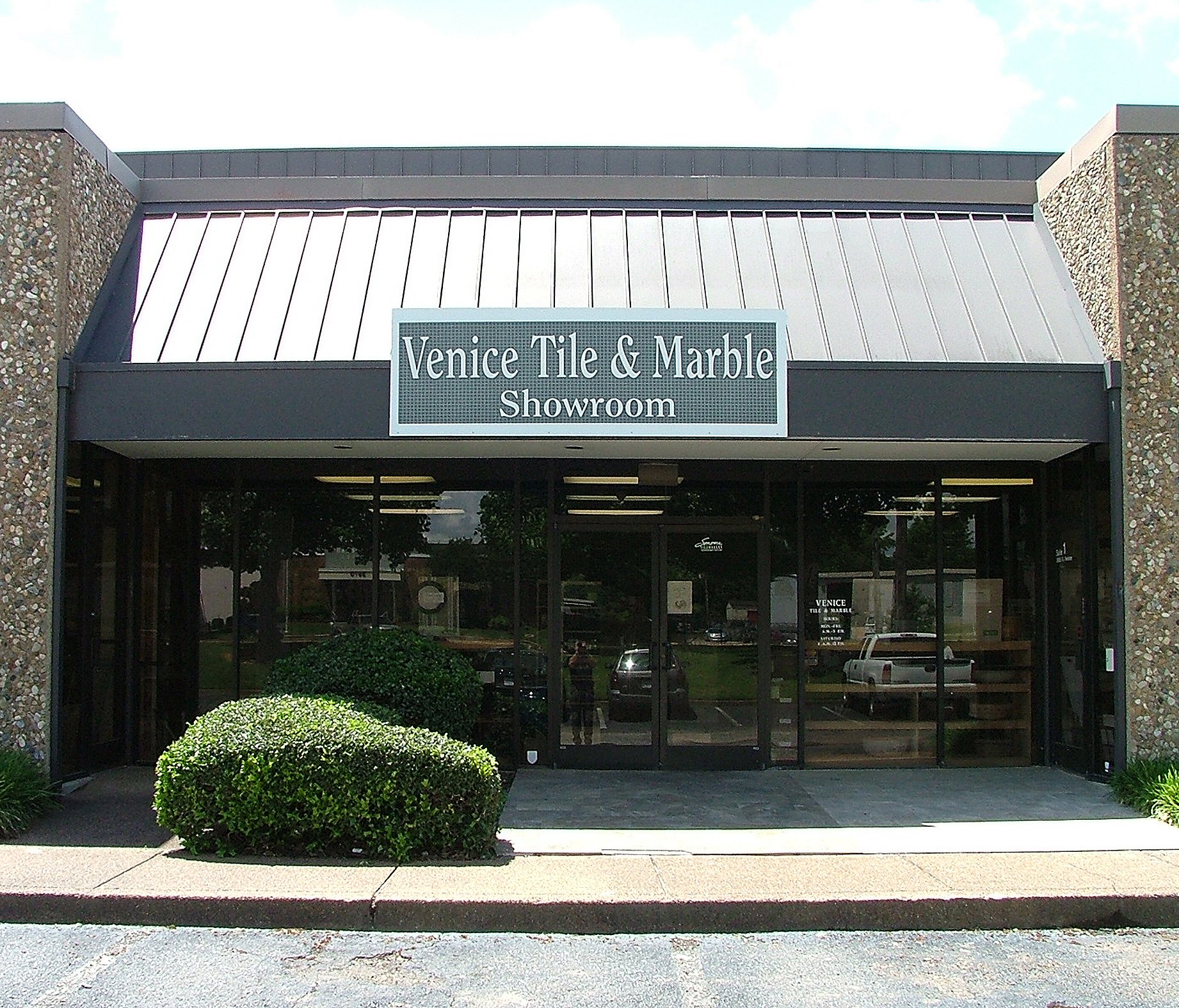 Contact Venice Tile & Marble | Memphis, TN | 901-547-9770