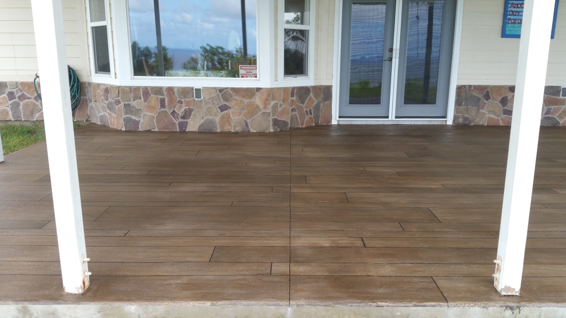 WOOD LOOK