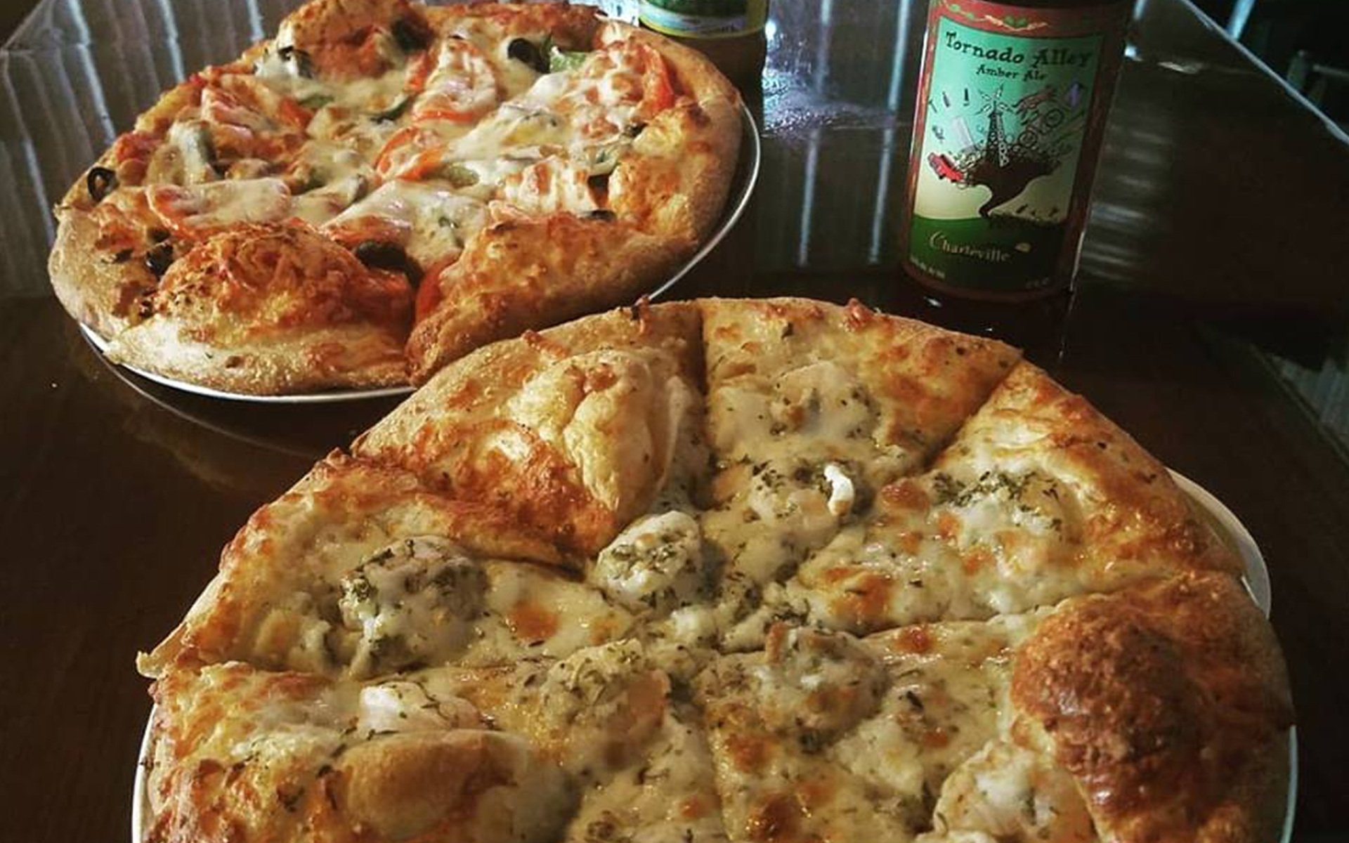 TJ's Burgers, Wings, and Pizza Restaurant Jackson, MO