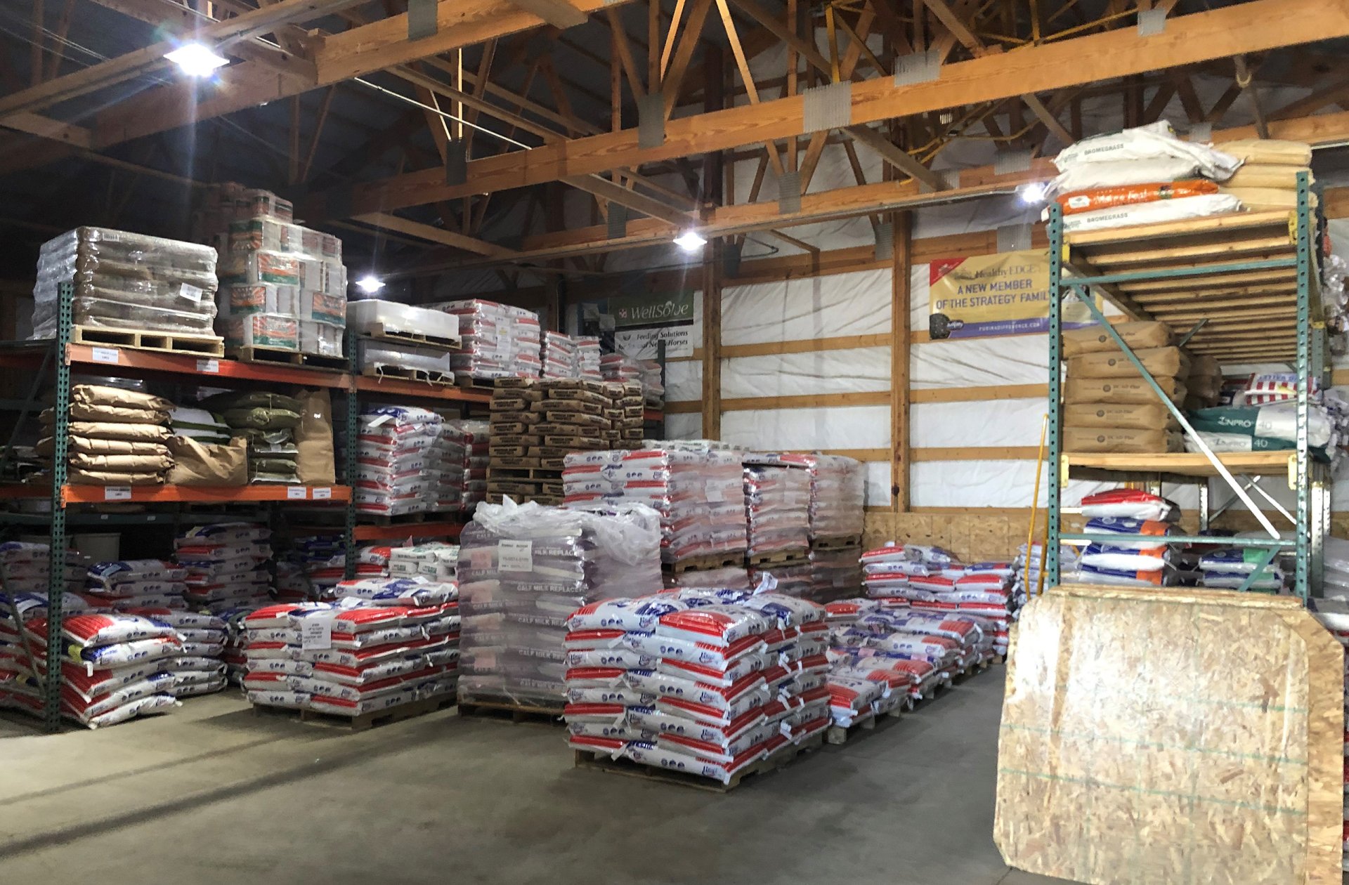 Livestock Feed Pet Food Paynesville, MN Feed Co.