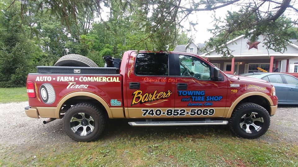 Barker's Towing/Recovery and Tires Towing London, OH