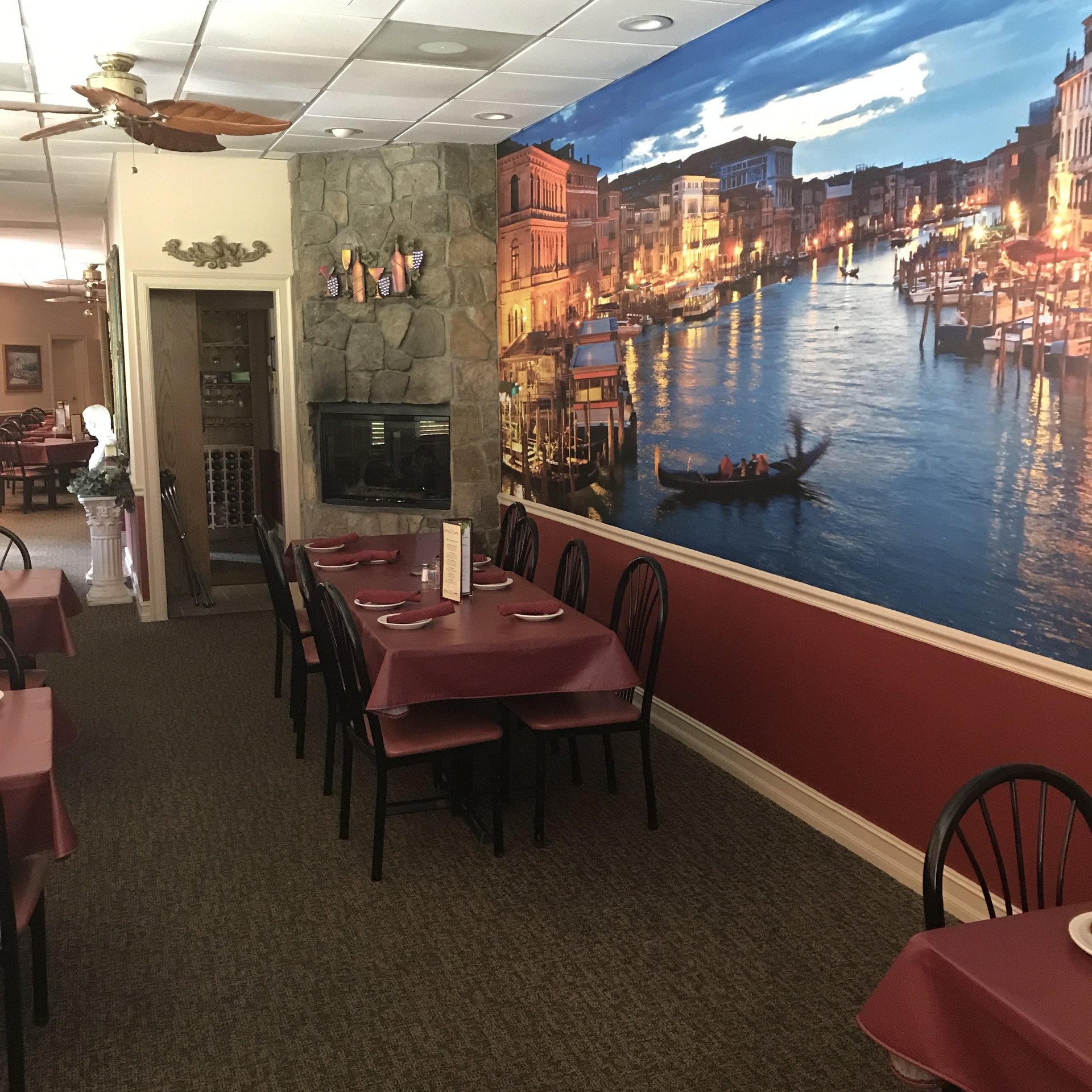 Enrico's Italian Restaurant Photo Gallery Young Harris, GA