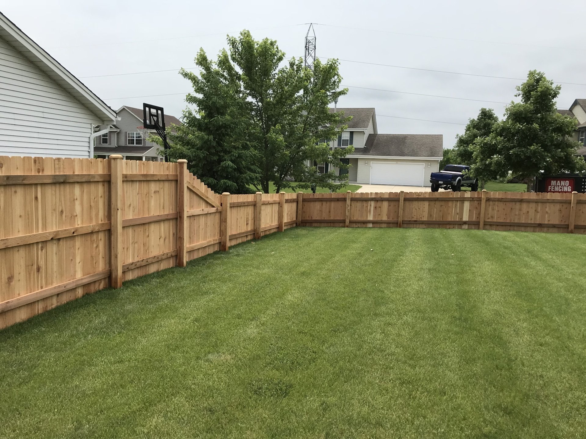 Mano Fencing LLC Fencing Services Racine, WI