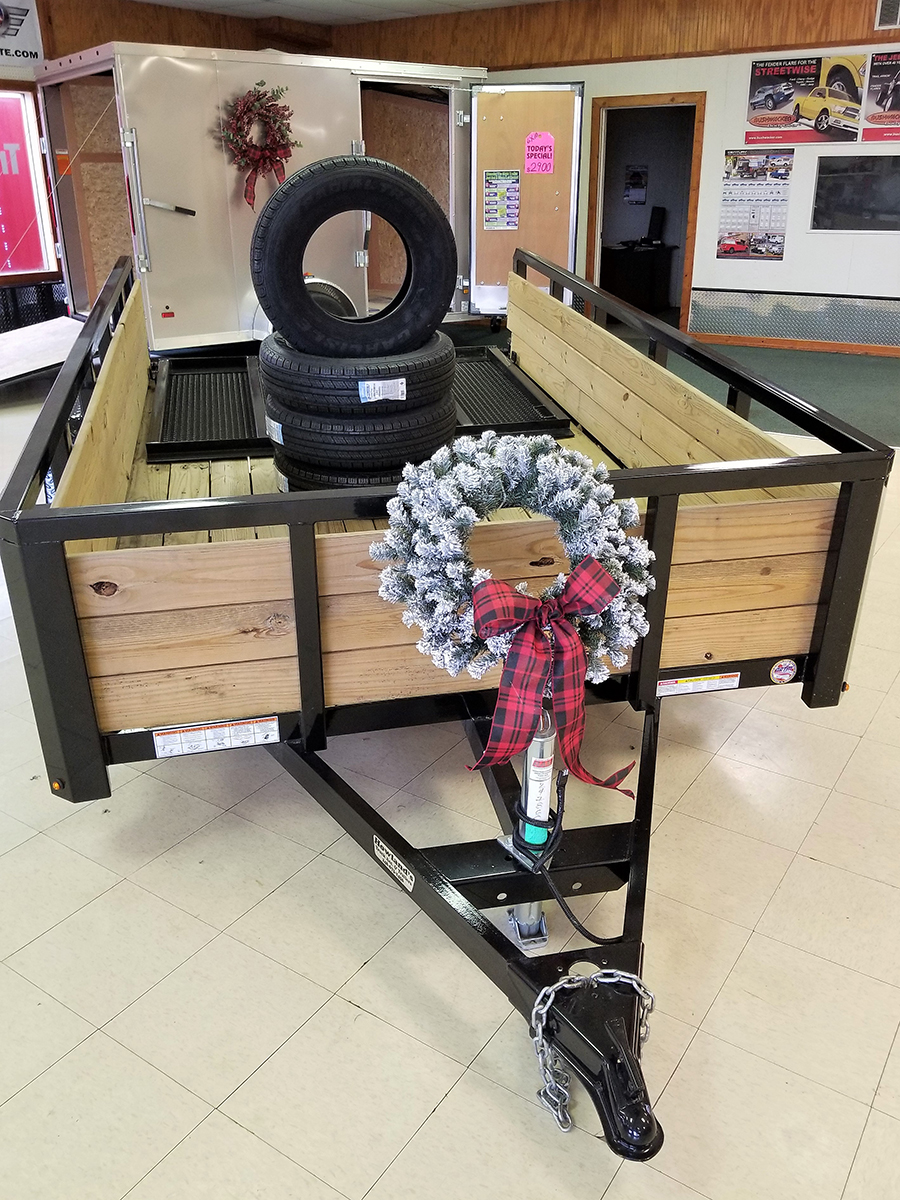 Howland's Trailers & Truck Accessories Clarkston, MI