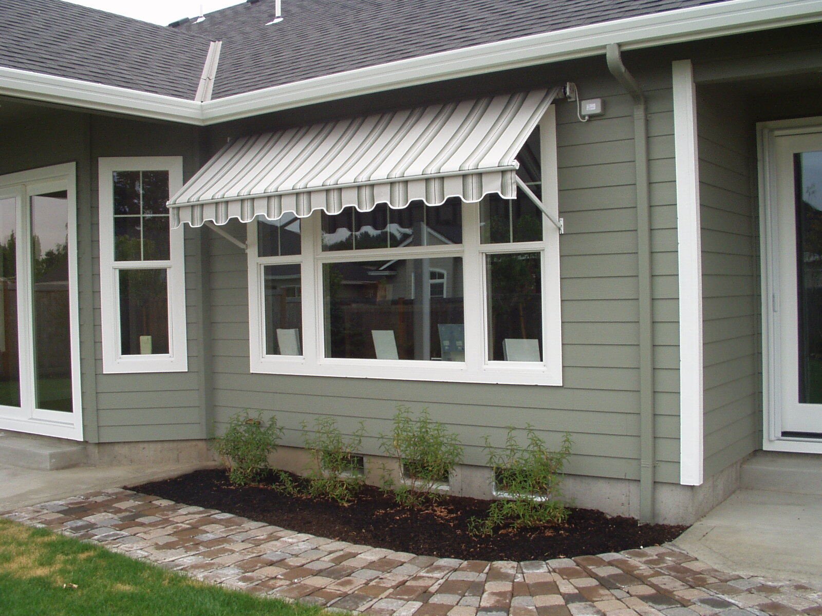 Creative Awnings & Shelters Retractable Window Awnings Gallery