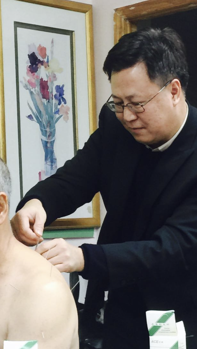 About David Li Acupuncture Brooklyn, NY Acupuncturist