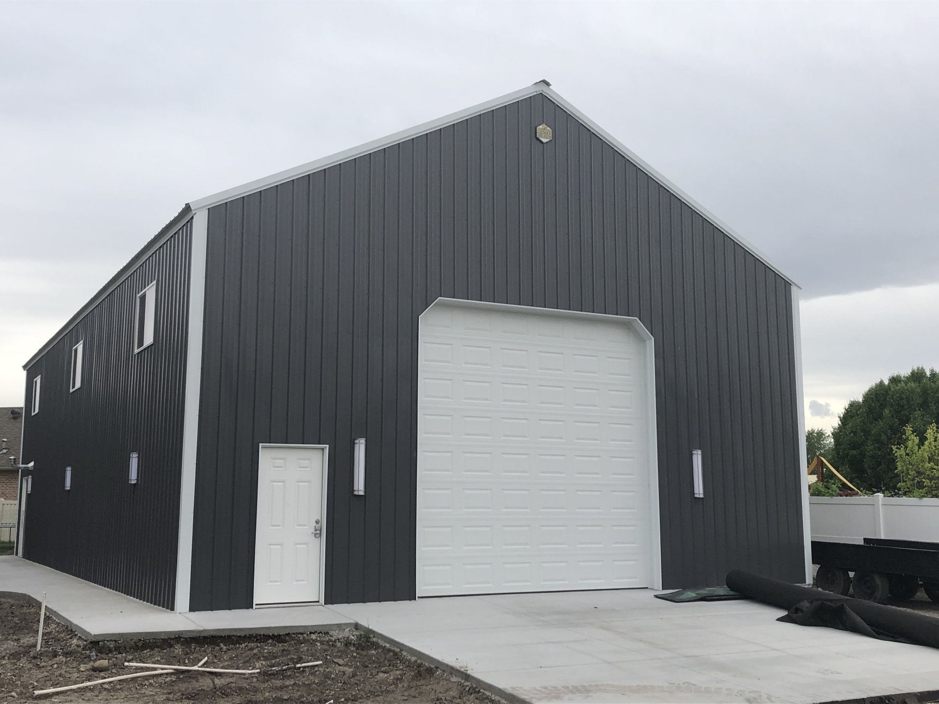 35x60x16 pole barn - bountiful, ut