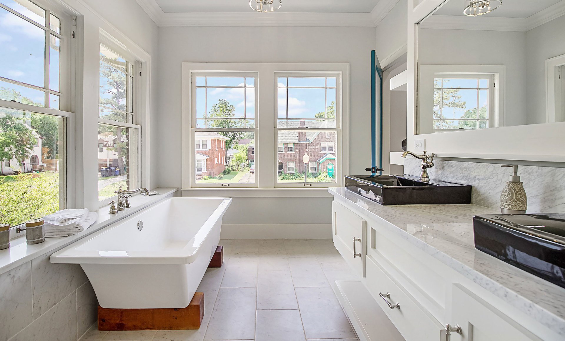 Bathtub Refinishing Co LLC Shower and Tile Lakewood, WA