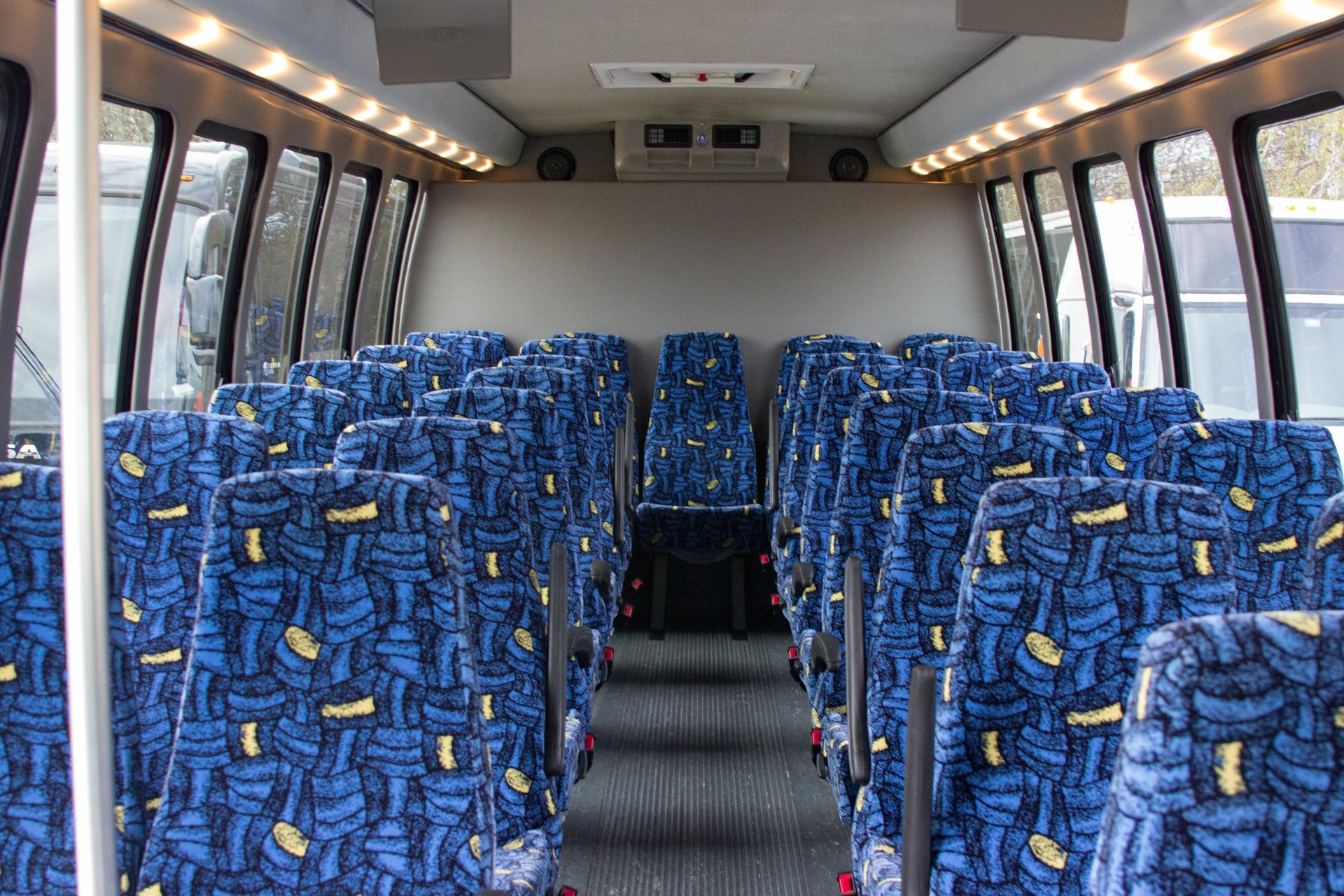 M & L Transit Systems Inc 32-Passenger Mini Coach, New England, MA, NH