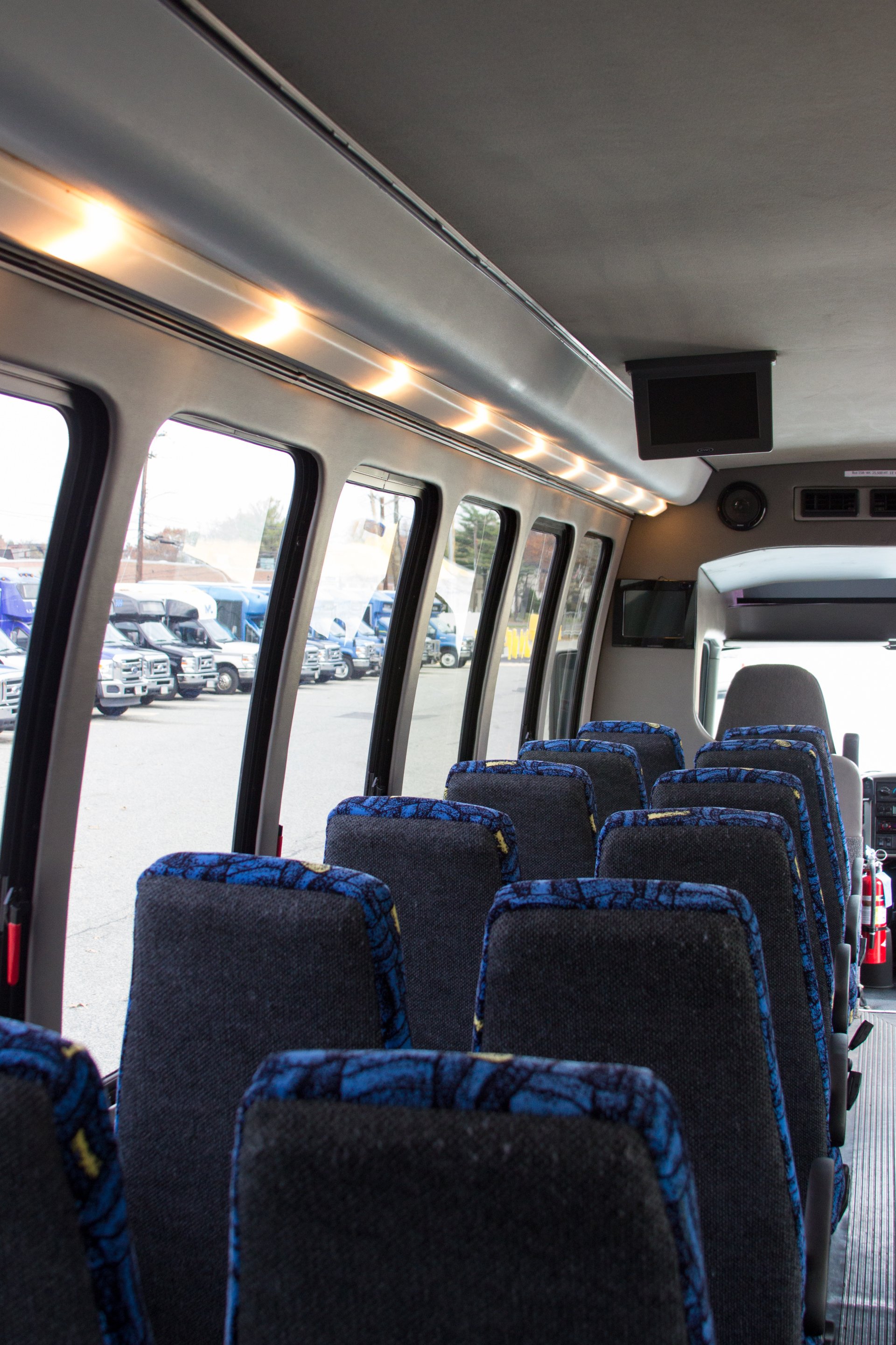 M & L Transit Systems Inc 32-Passenger Mini Coach, New England, MA, NH