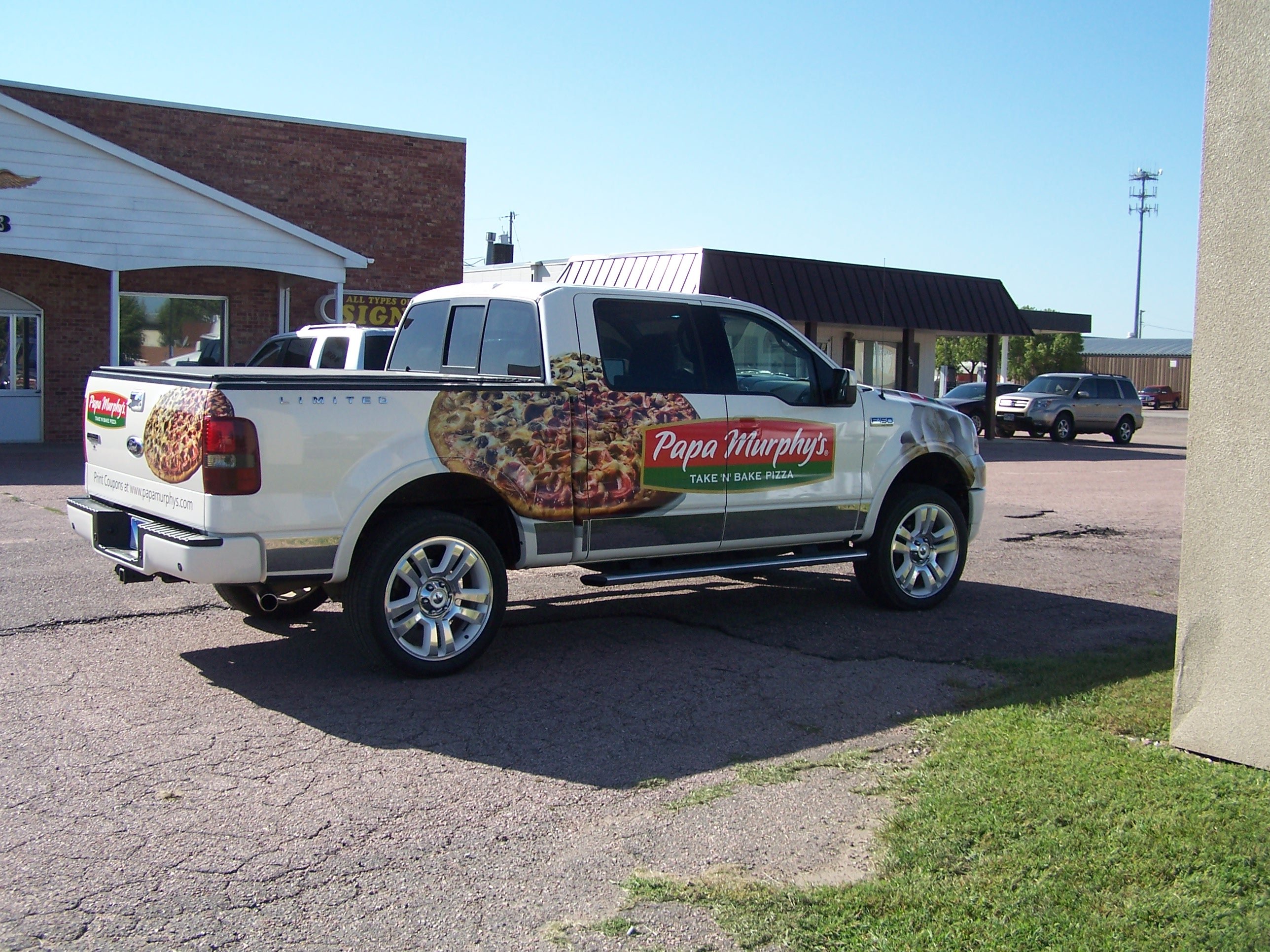 Vinyl Vehicle Graphics Vinyl Signage Sioux Falls, SD