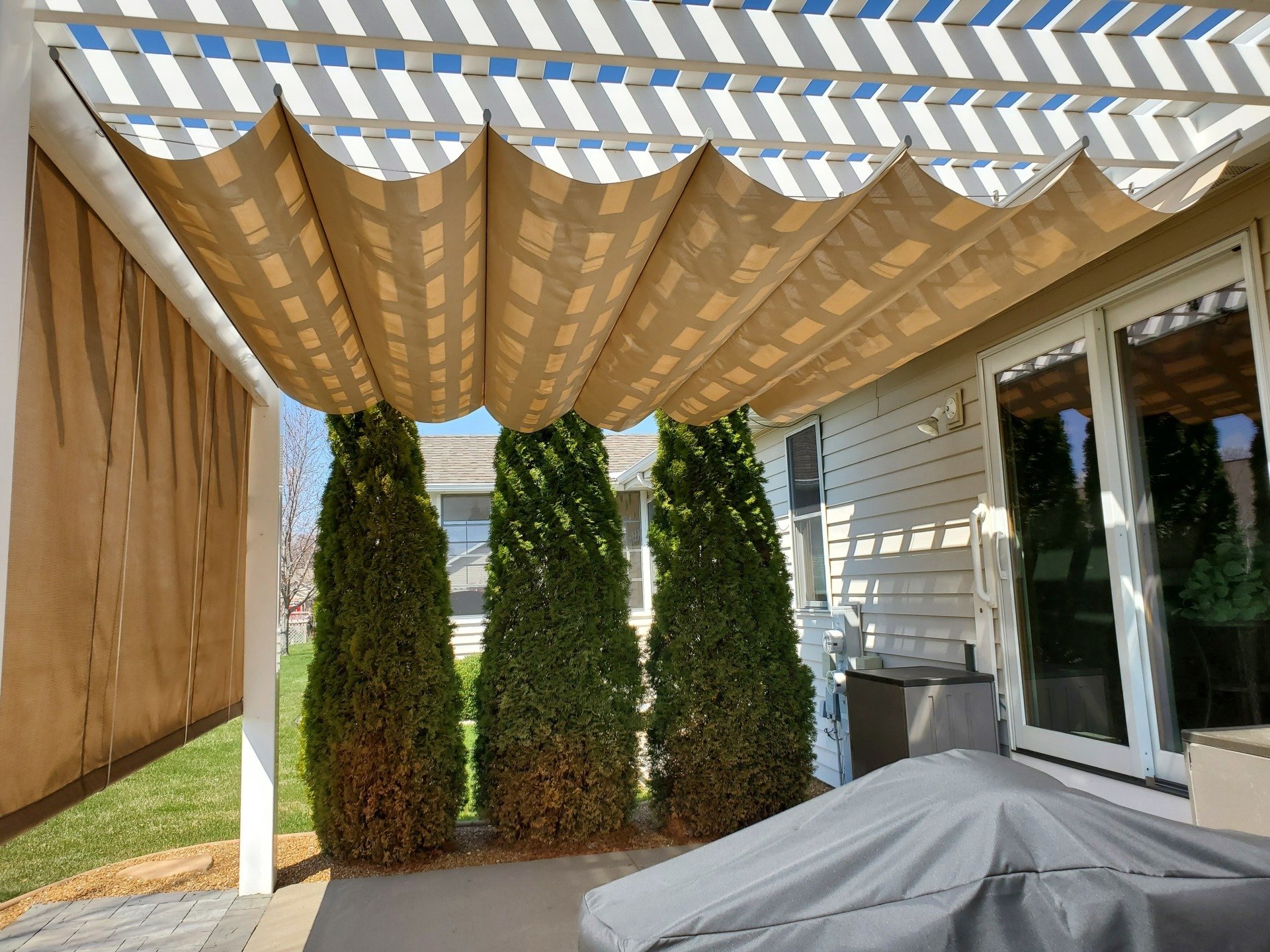 Retractable Awning RollOut Awning Appleton, WI
