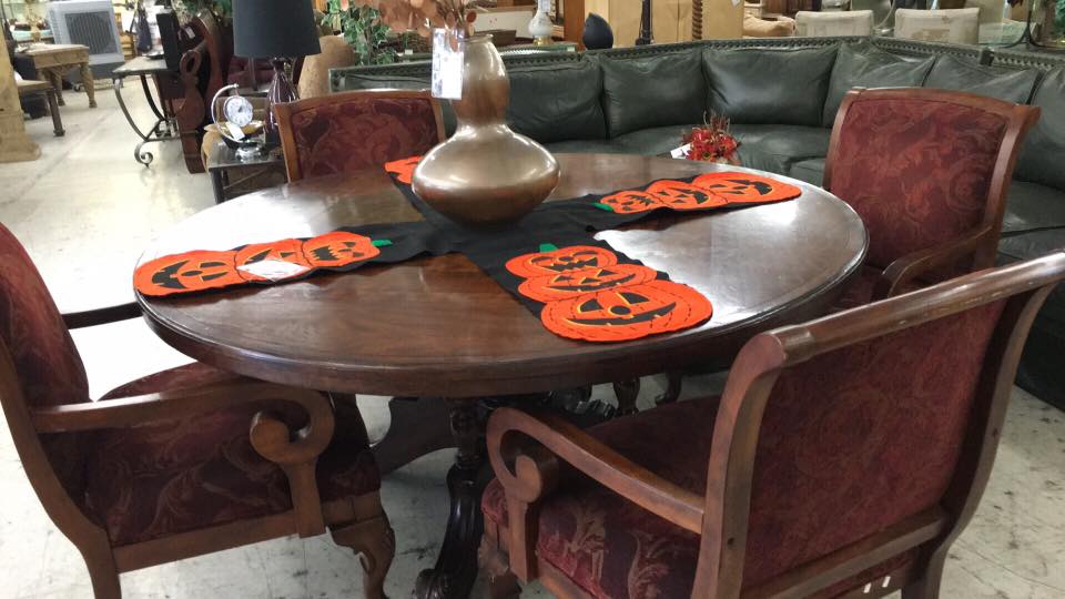 Flip Consignment, LLC Refurbished Furniture Shop Peoria, AZ