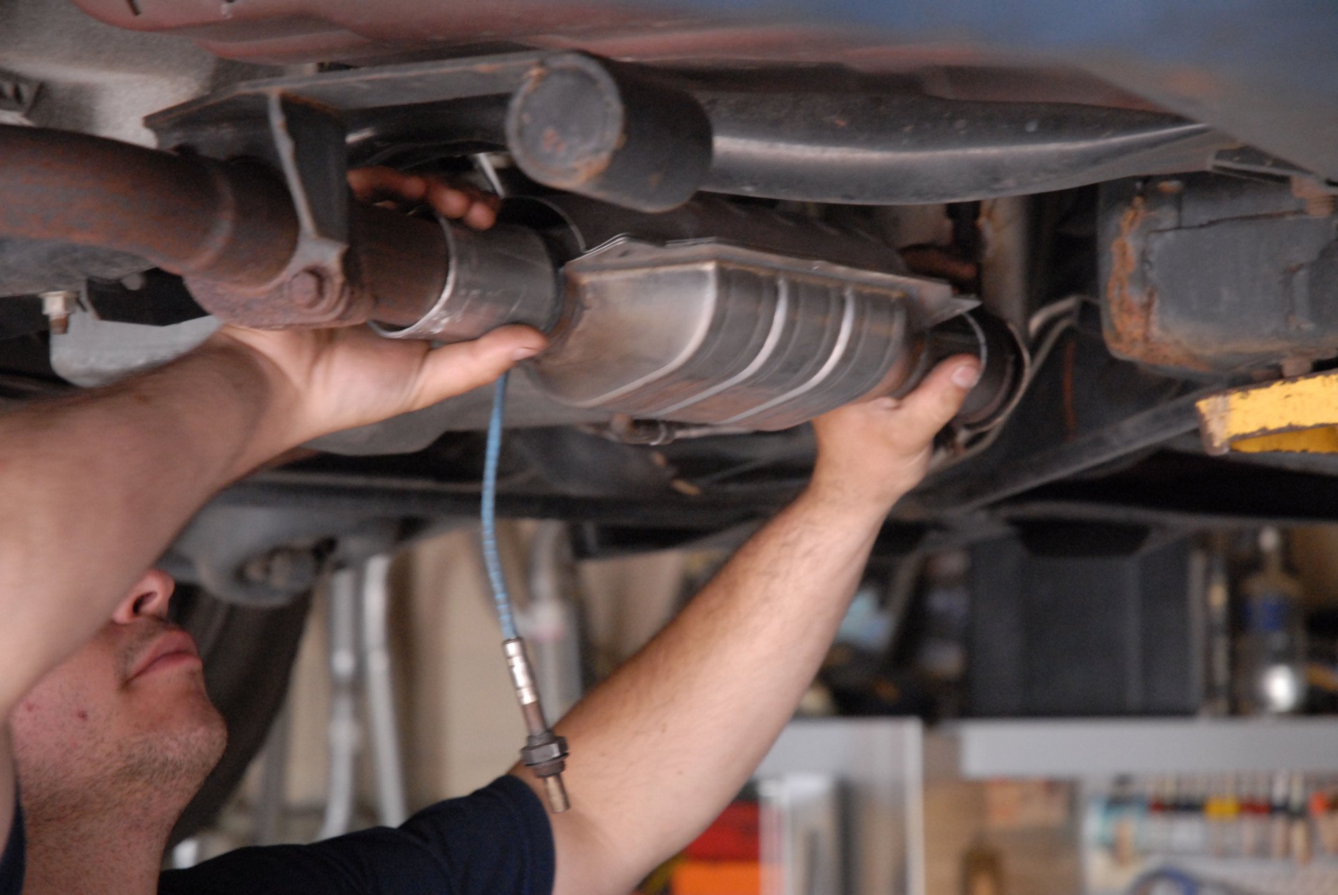 Auto Exhaust Services Exhaust Pipe Crack Fond du Lac, WI