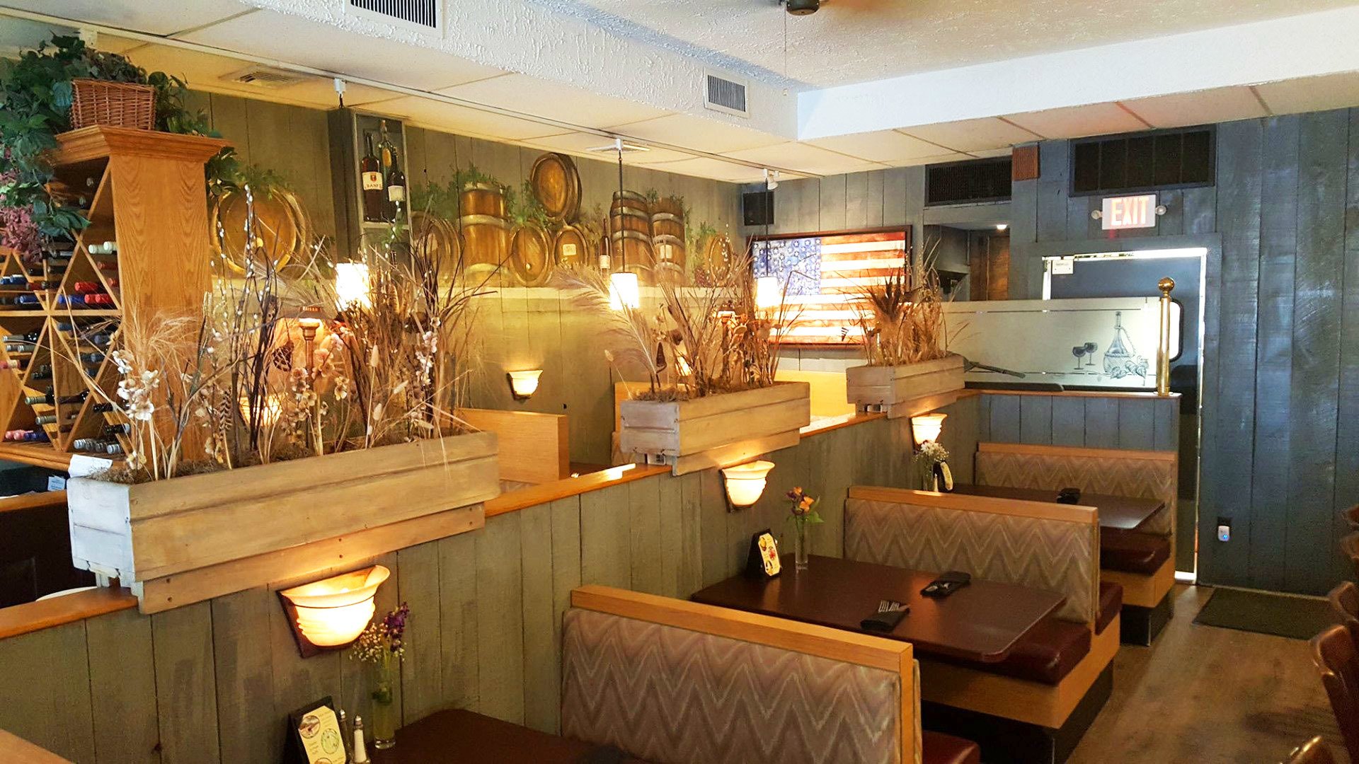 Paul's Italian American Restaurant Gallery Southampton, NY