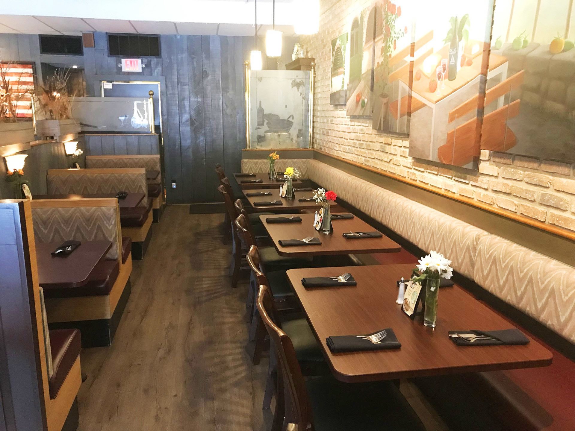 Paul's Italian American Restaurant Gallery Southampton, NY