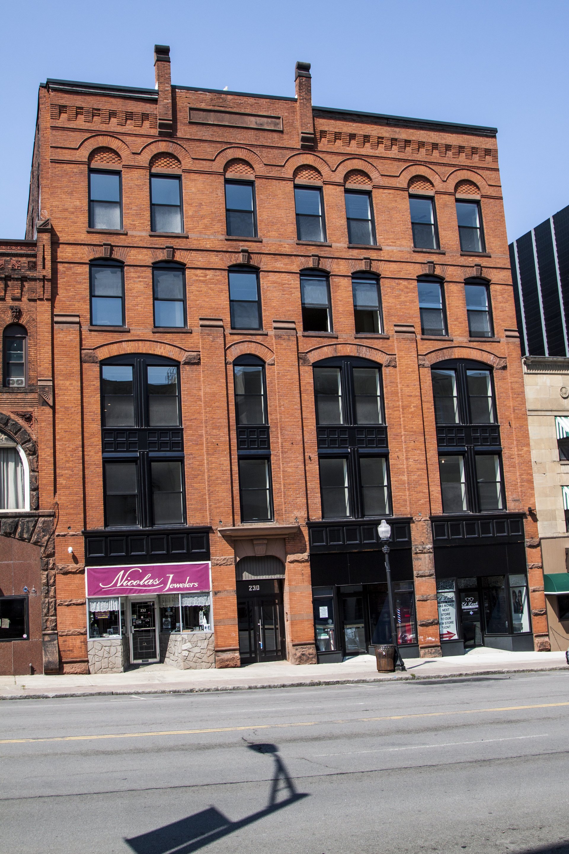 Full Amenities Luxury Apartments Utica, NY