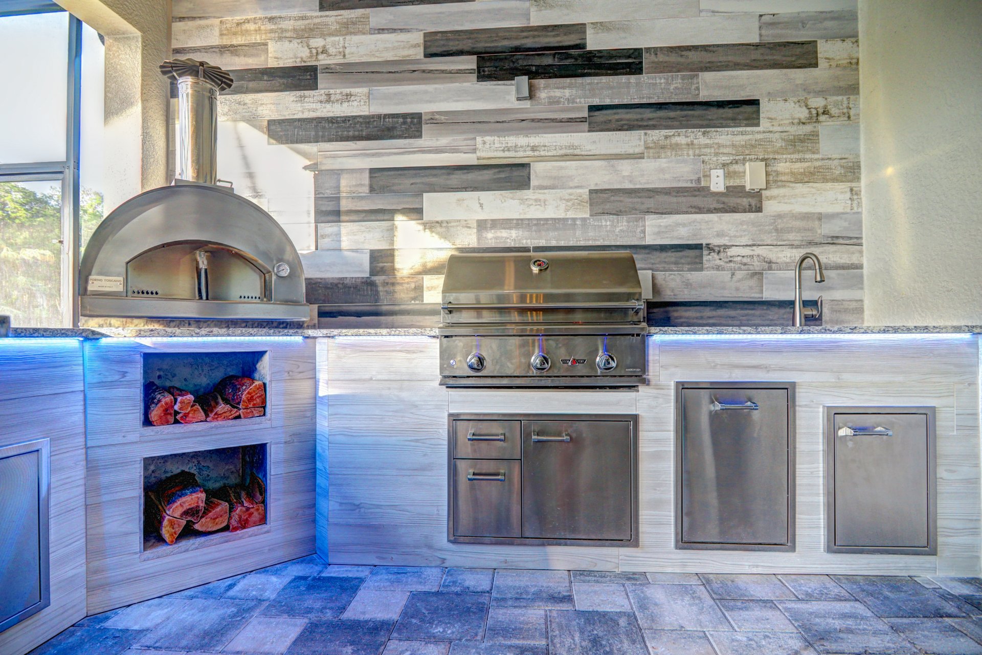 UShaped Outdoor Kitchens & Ideas HL Posey Builders