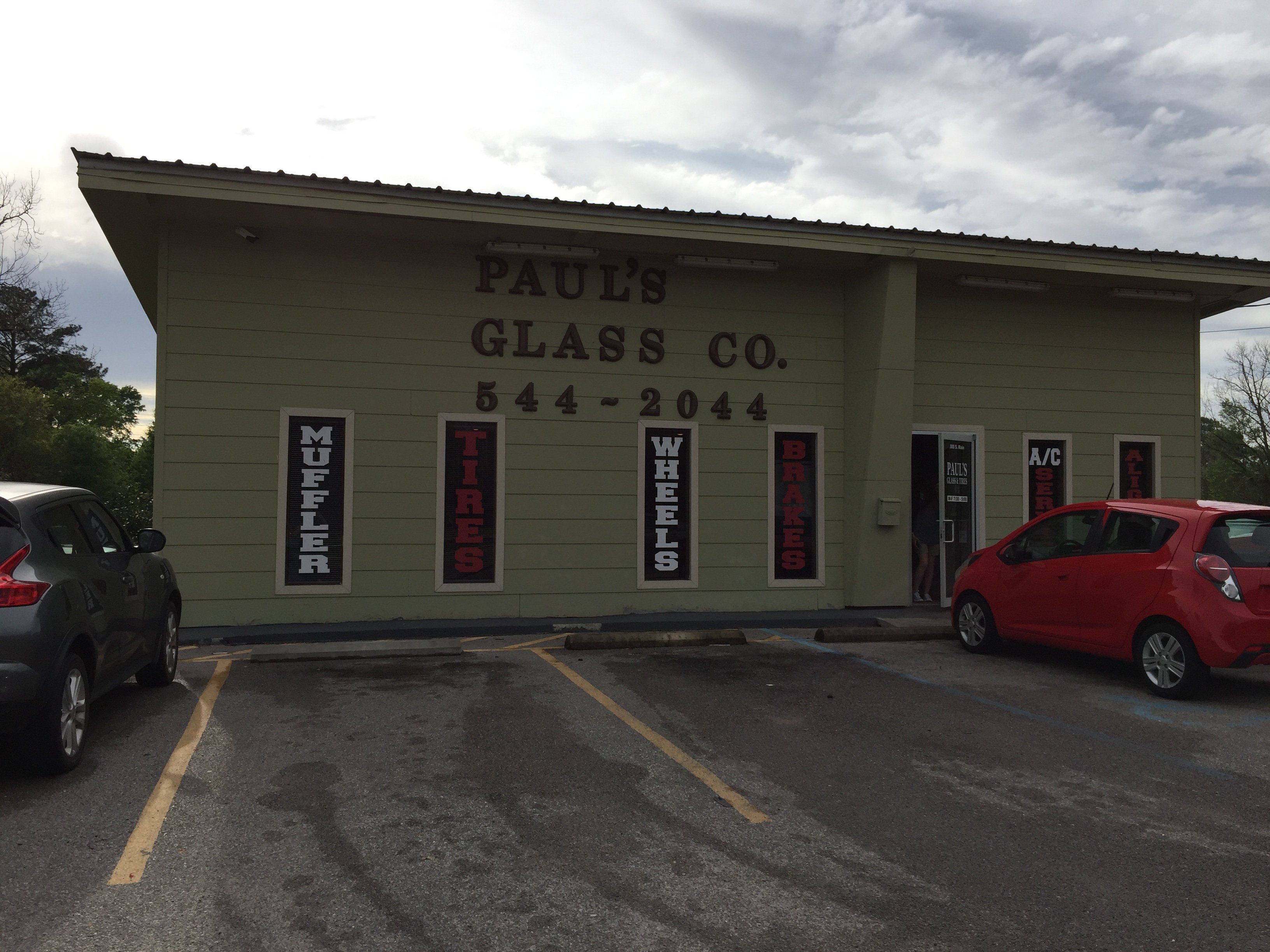 Paul's Discount Glass & Tire, Inc. Auto Services Laurel, MS