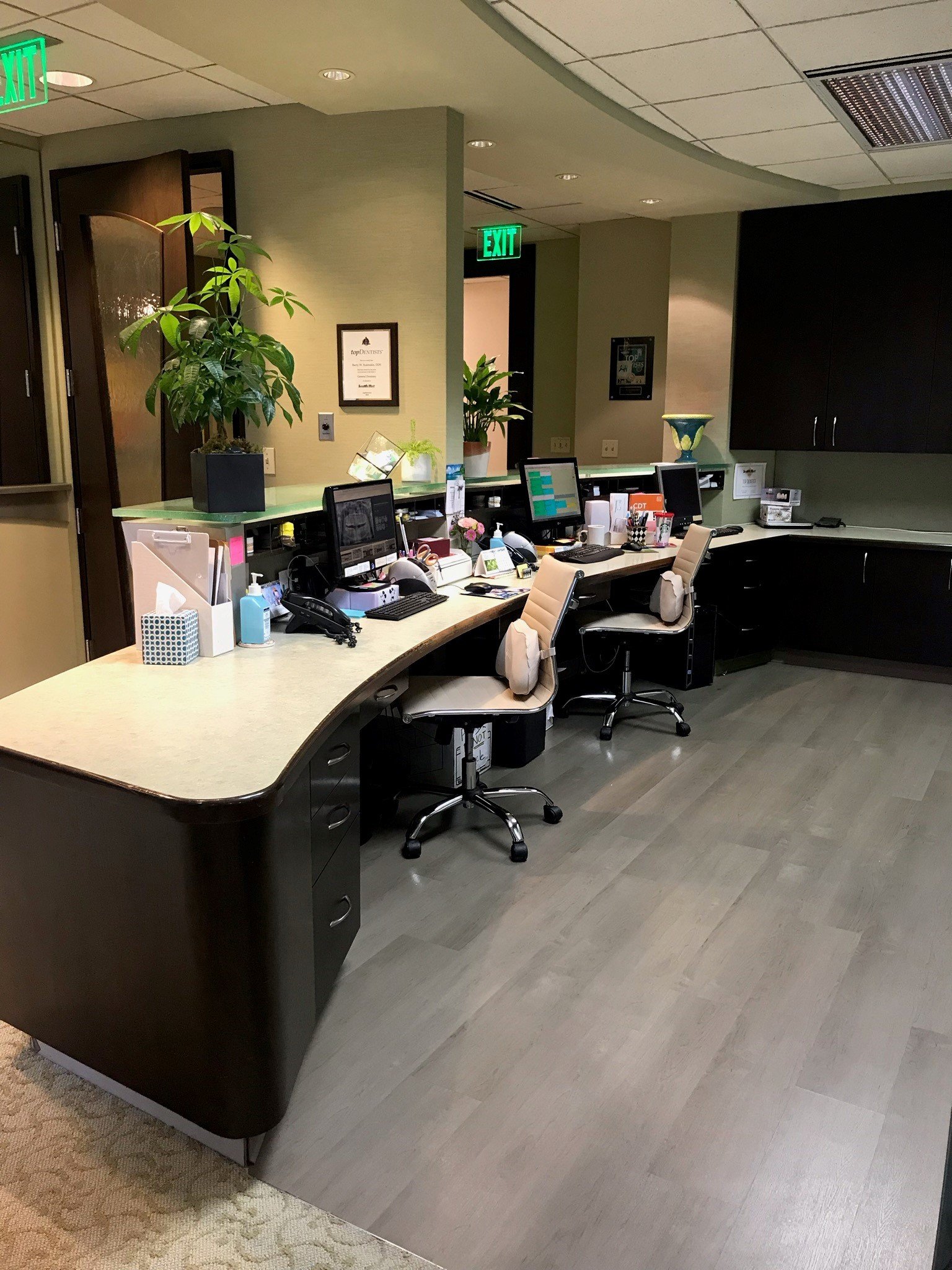 Dr. Barry W. Kaimakis DDS, PS Dentist Seattle, WA