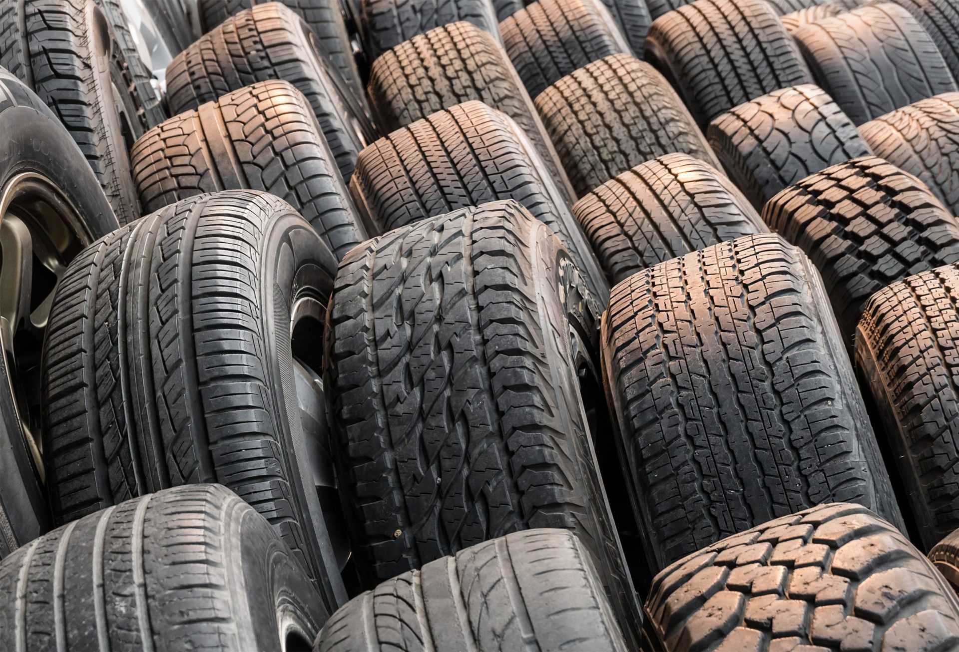 Cervantes Wheel & Tires | Sales and Repairs | Denver, CO