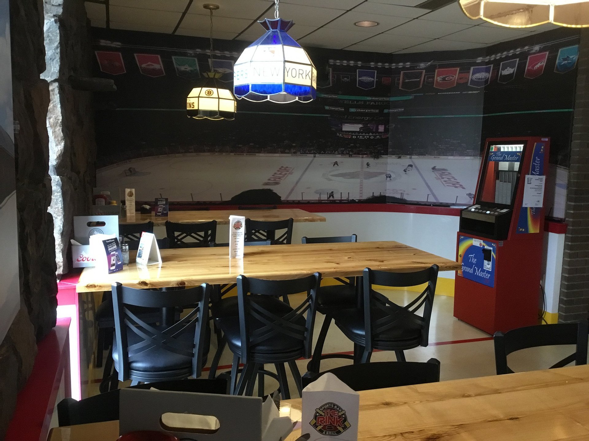 The Rink Sports Bar & Grill Gallery Eveleth, MN