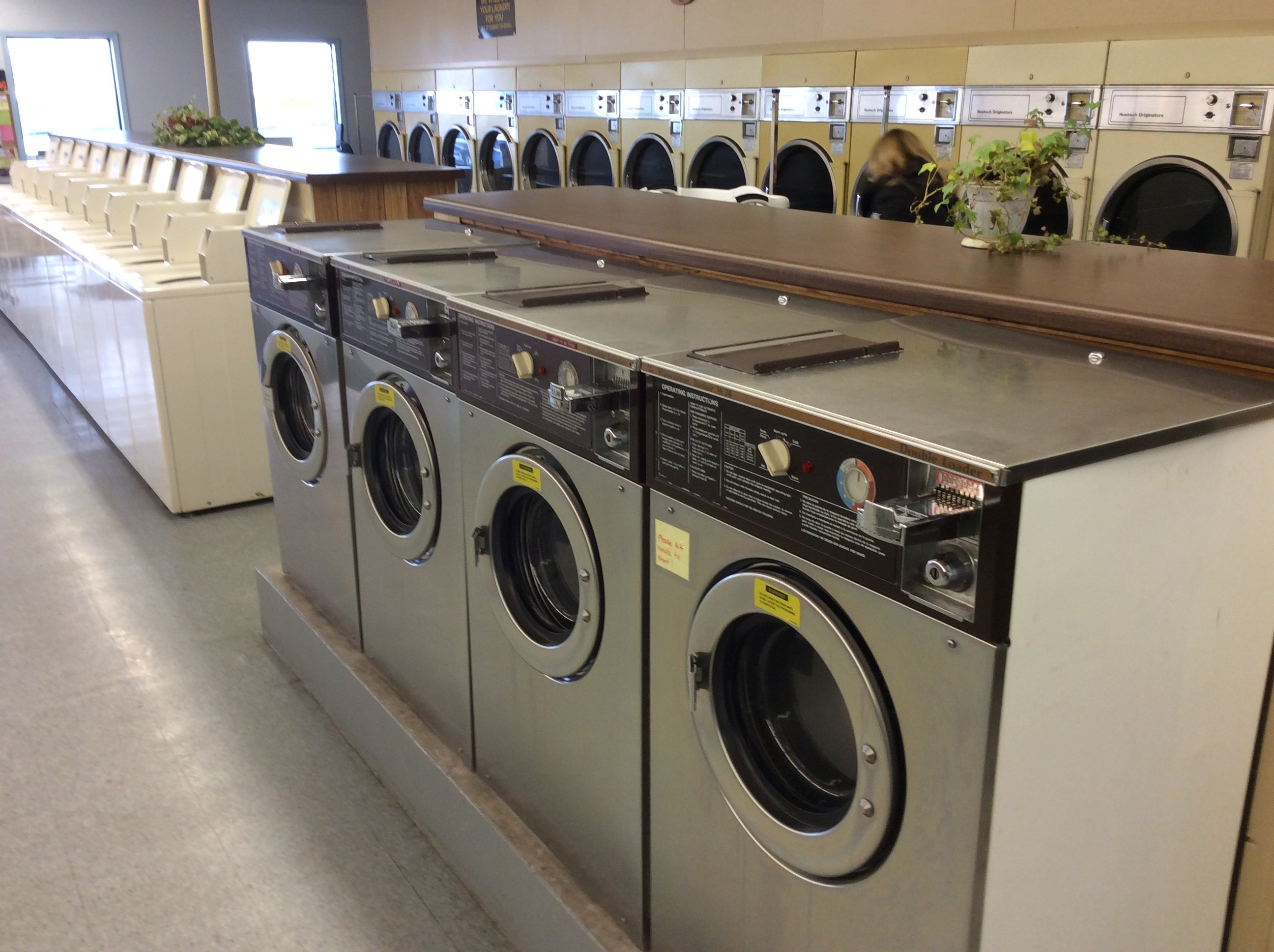 Queens Dry Cleaners & Laundromats West Gallery Eau Claire WI