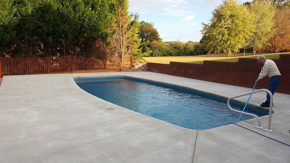 Shoals Pools and Spa Inc. Pool Services Florence, AL