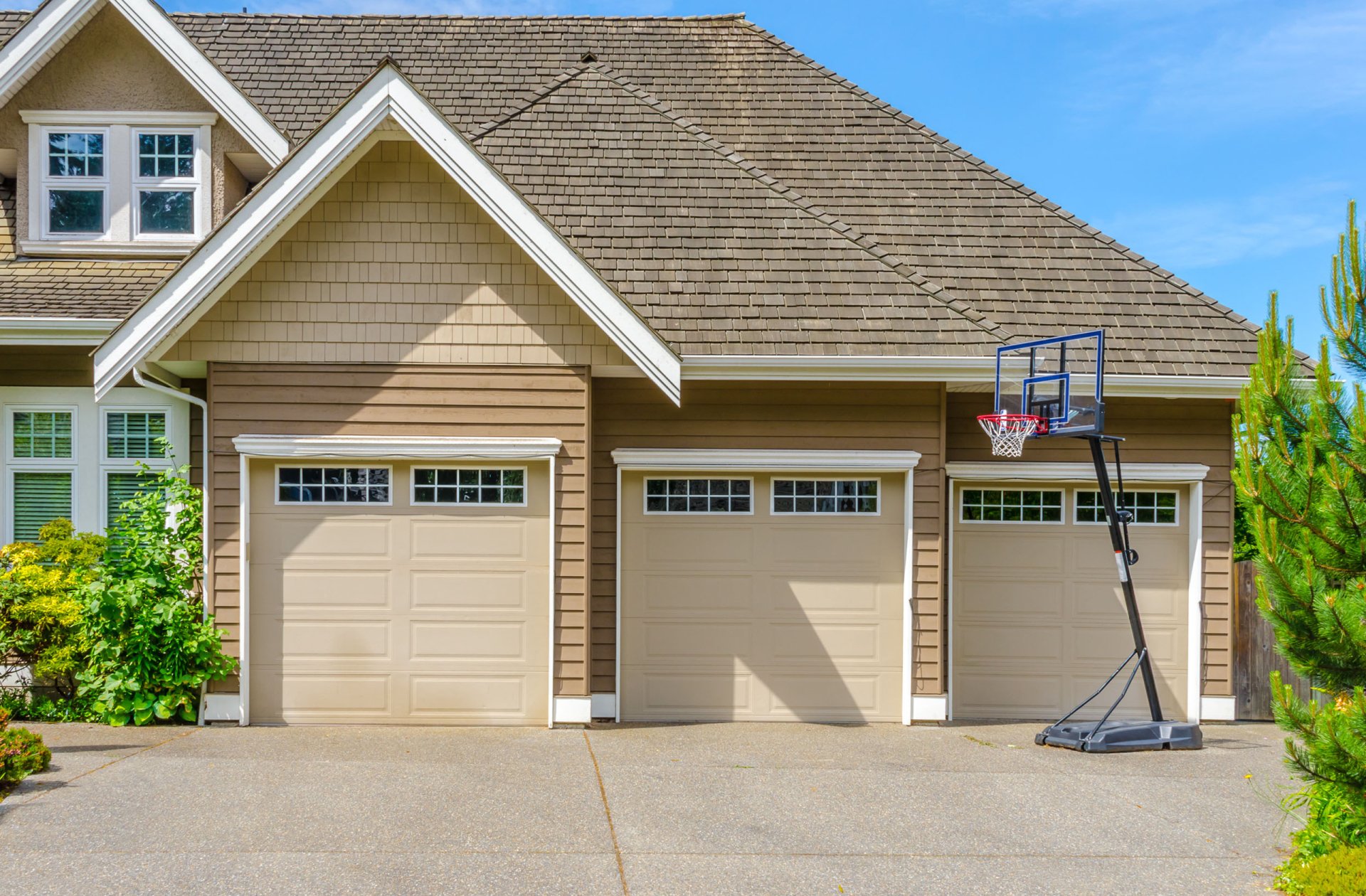 B & B Doors Inc Garage Door Services Lansing, IL