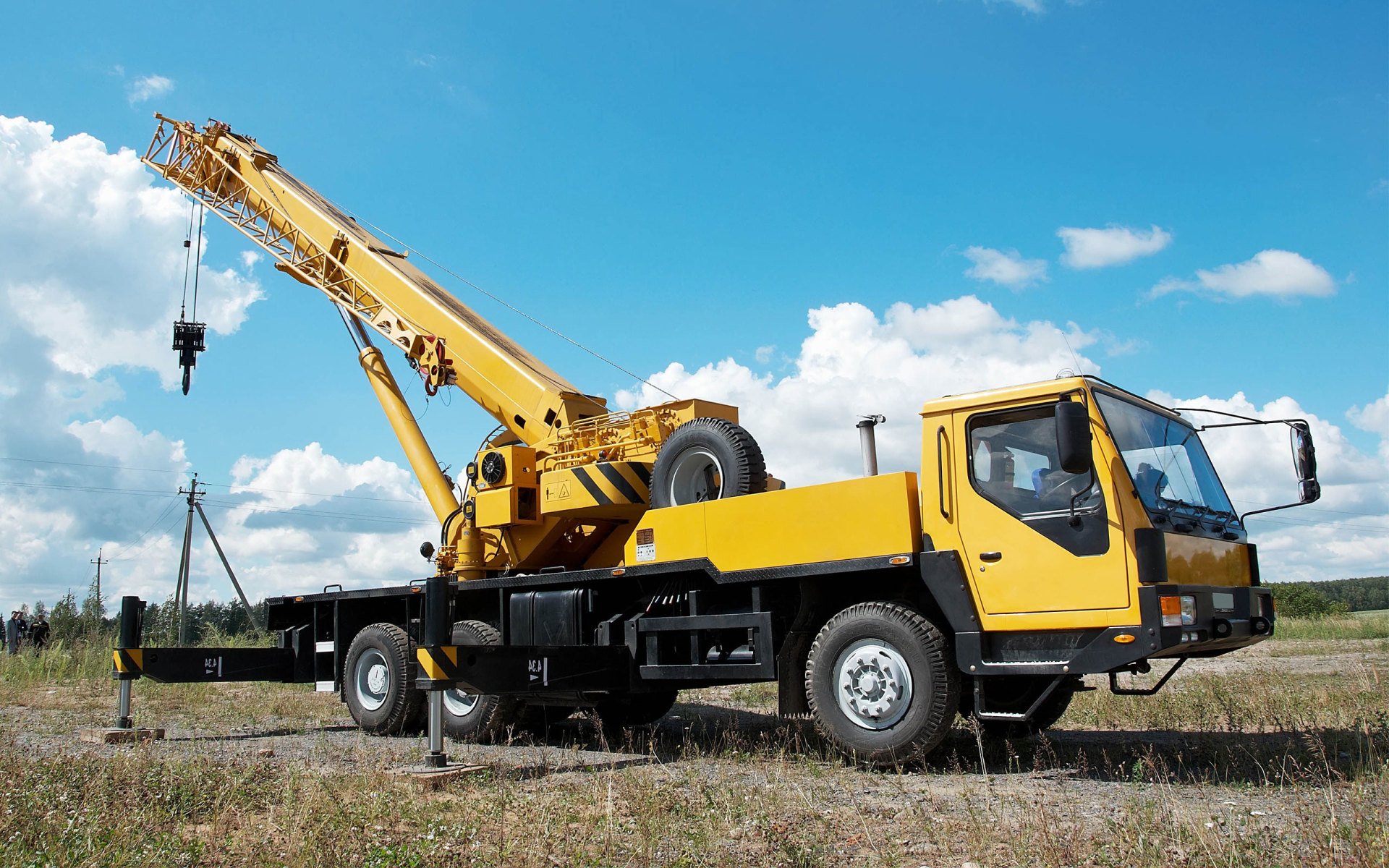 H & N Crane Service Inc Cranes Wisconsin, MI